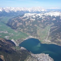 Flugwegposition um 14:29:58: Aufgenommen in der Nähe von Gemeinde Zell am See, 5700 Zell am See, Österreich in 2733 Meter